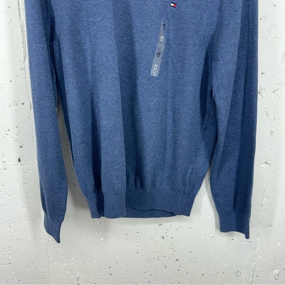 Tommy Hilfiger Men’s Size Medium Blue Crew Neck Sweater New - Picture 4 of 13